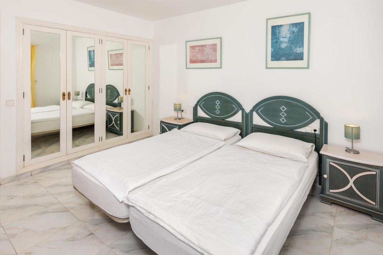 Conylanza Golf Y Mar Suites 科斯塔特吉塞 外观 照片