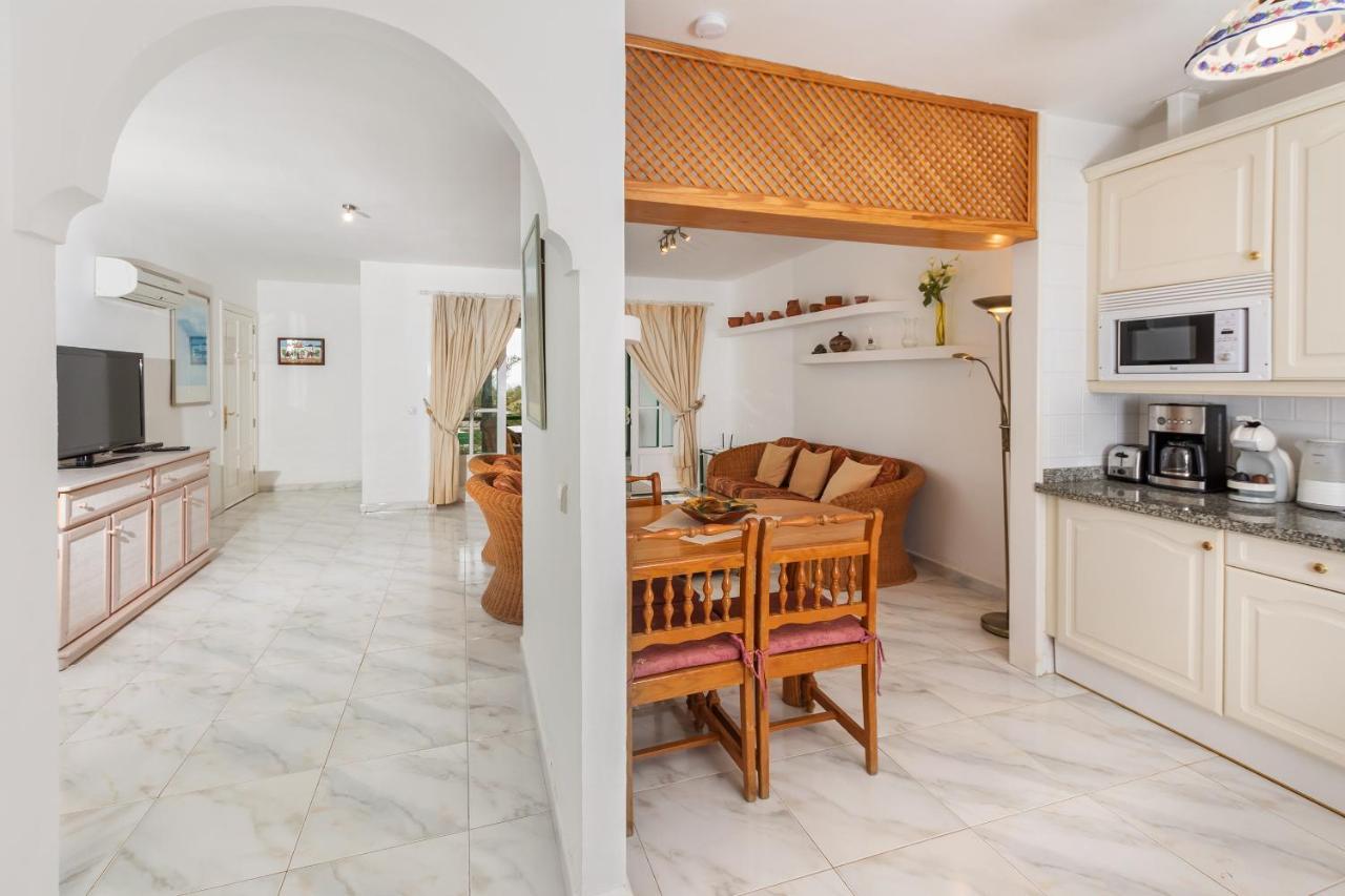 Conylanza Golf Y Mar Suites 科斯塔特吉塞 外观 照片