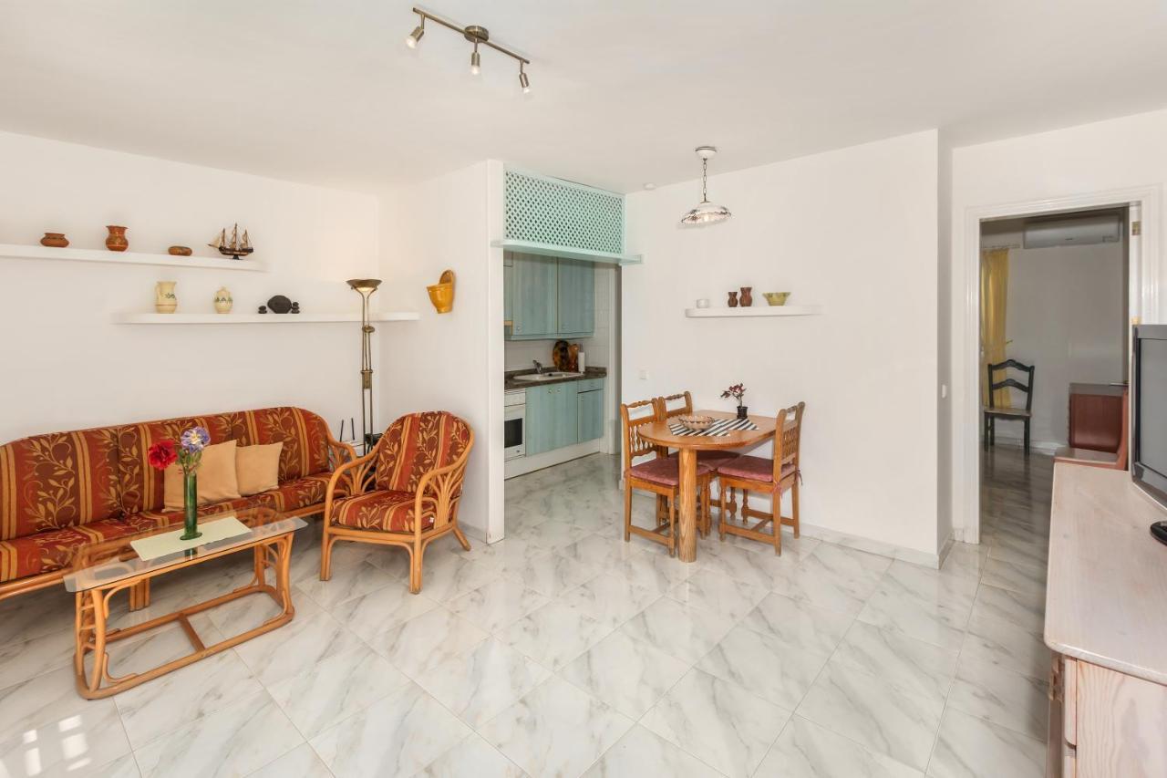 Conylanza Golf Y Mar Suites 科斯塔特吉塞 外观 照片